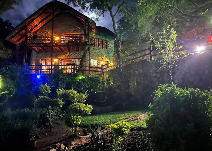 Jakkalsdraai River Bush Lodge
