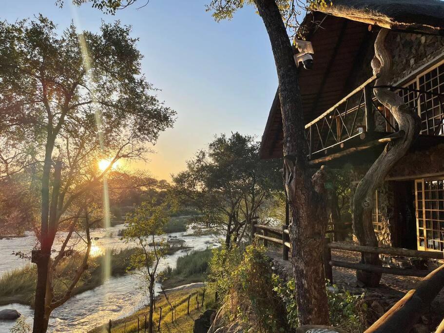 Jakkalsdraai River Bush *